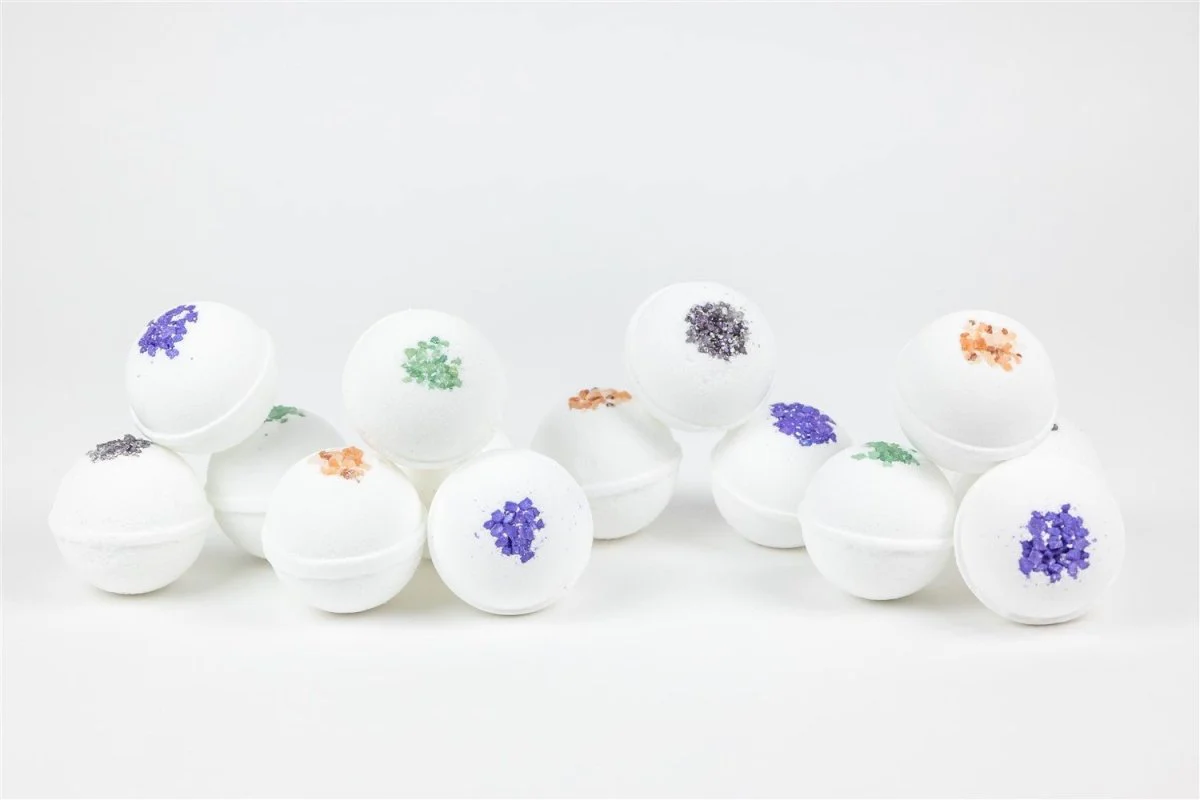 Big Bath Bomb Gift Box - Set of 14 - Image 6