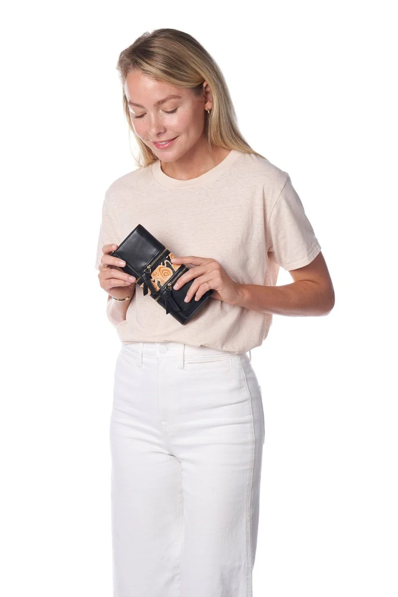 Cloud Black Continental Wallet - Image 6