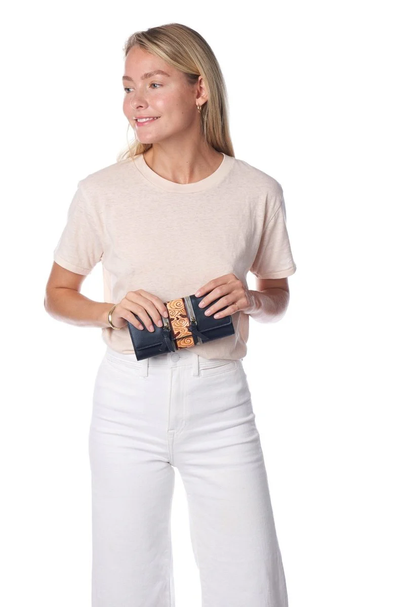 Cloud Blue Continental Wallet - Image 4