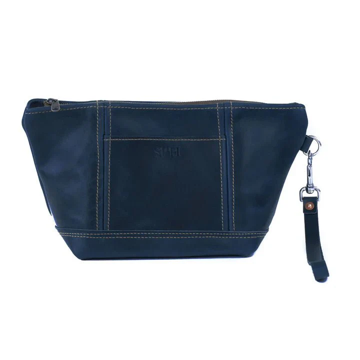 Luxe Leather Toiletry Bag - Image 5